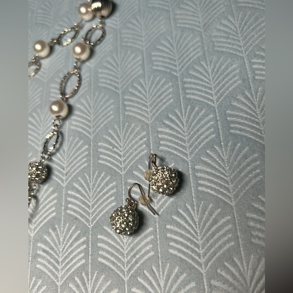 Long silver disco ball necklace and matching earrings - Picture 9 of 10
